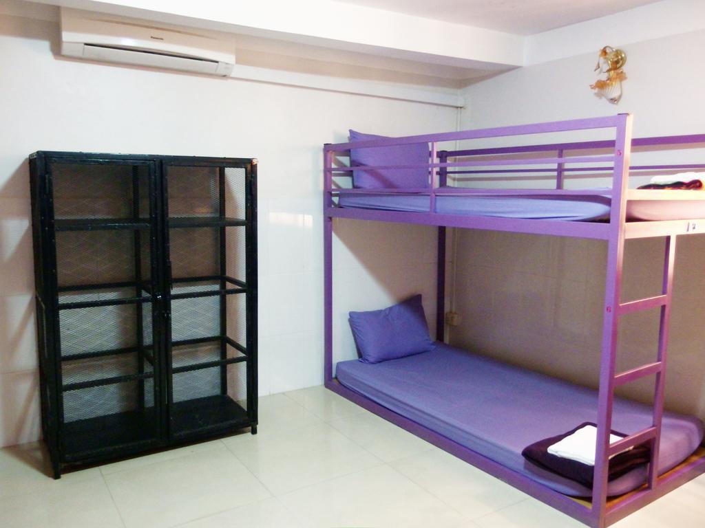 B52 Hostel Phnom Penh Room photo
