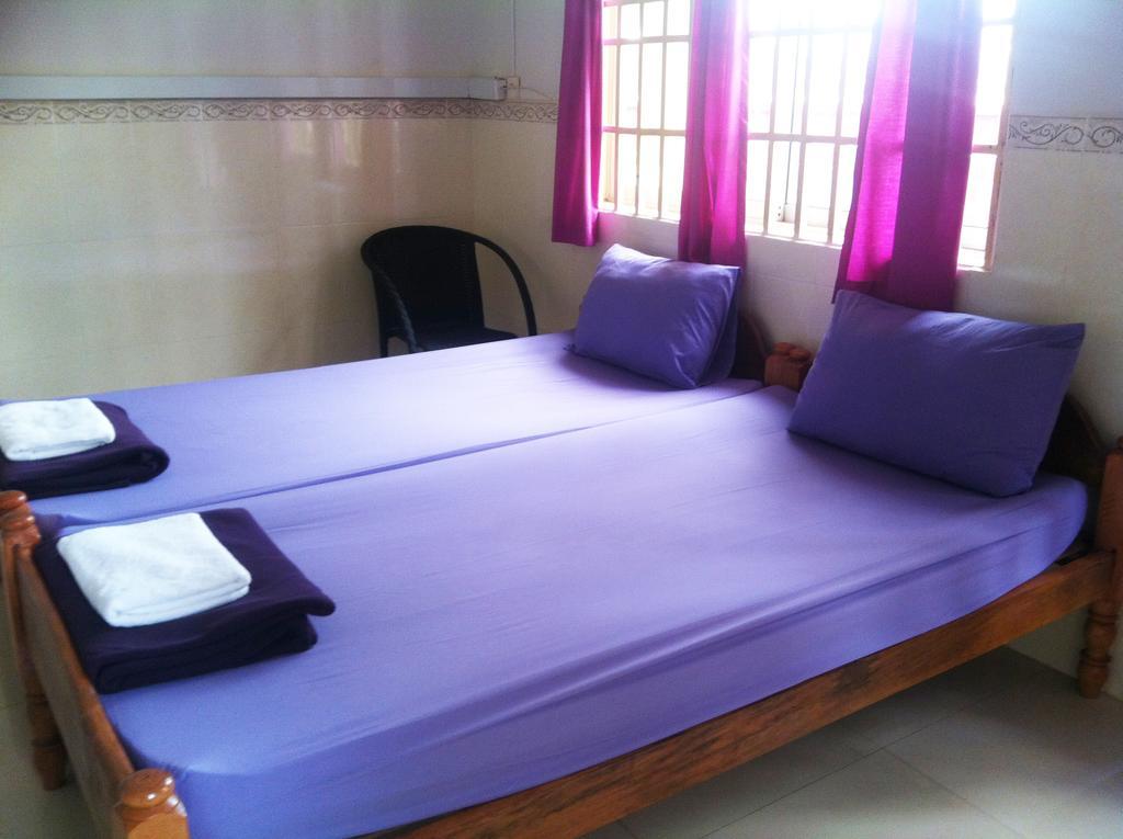 B52 Hostel Phnom Penh Room photo