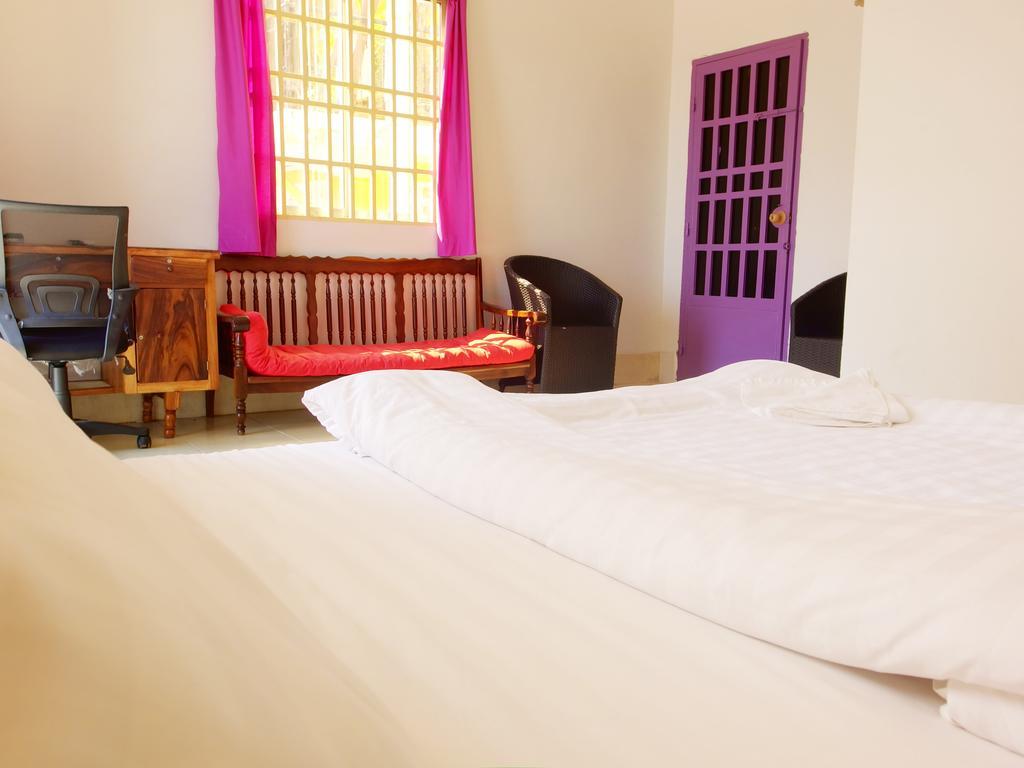 B52 Hostel Phnom Penh Room photo